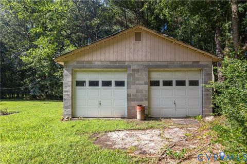 Tiny photo for 8420 Centennial Road, Prince George, VA 23842 (MLS # 2529343)