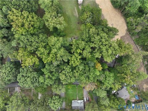 Photo of 5331 White Oak Drive, Richmond, VA 23224 (MLS # 2525502)