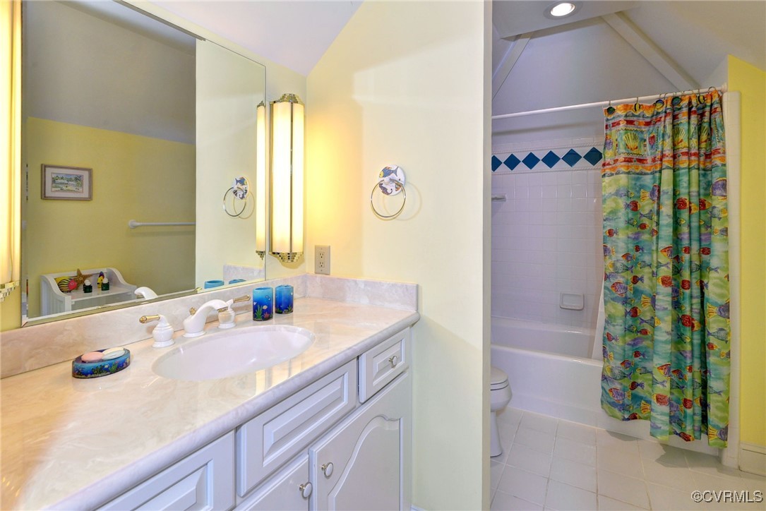 Williamsburg, Virginia 23185, United States, 5 Bedrooms Bedrooms, ,6 BathroomsBathrooms,Residential,Active,83619