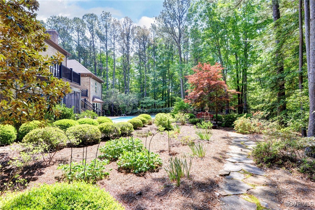 Williamsburg, Virginia 23185, United States, 5 Bedrooms Bedrooms, ,6 BathroomsBathrooms,Residential,Active,83619