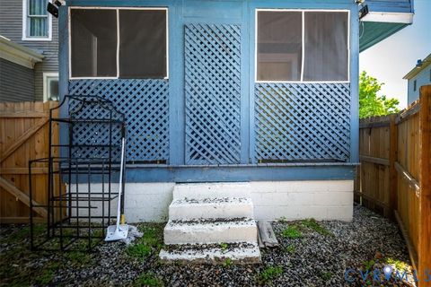 Tiny photo for 225 Liberty Street, Petersburg, VA 23803 (MLS # 2613495)