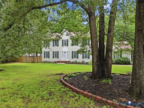 Photo of 500 Montgomery Drive, Ruther Glen, VA 22546 (MLS # 2614040)