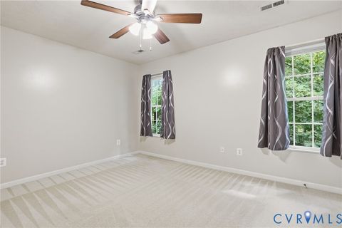 Tiny photo for 500 Montgomery Drive, Ruther Glen, VA 22546 (MLS # 2614040)