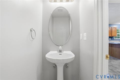 Tiny photo for 500 Montgomery Drive, Ruther Glen, VA 22546 (MLS # 2614040)