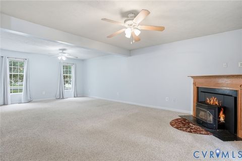 Tiny photo for 500 Montgomery Drive, Ruther Glen, VA 22546 (MLS # 2614040)