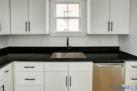 Tiny photo for 901 Commerce Street, Petersburg, VA 23803 (MLS # 2604230)