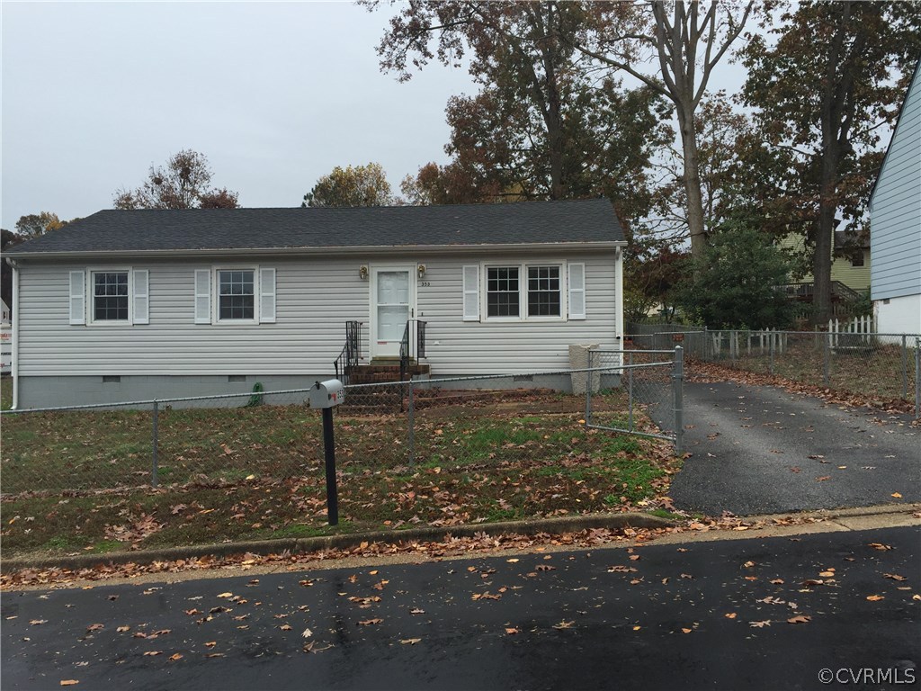Photo 1 of 5 — 353 Red Oak Drive, Hopewell, VA 23860
