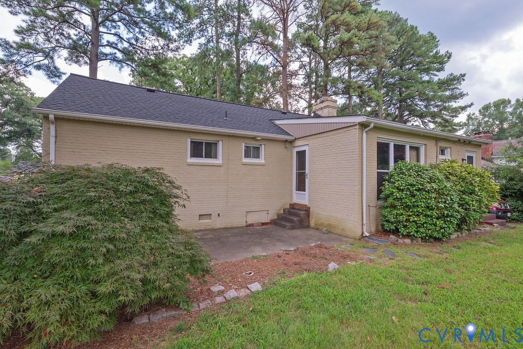 Henrico, Virginia 23229, United States, 3 Bedrooms Bedrooms, ,2 BathroomsBathrooms,Residential,Pending,182273