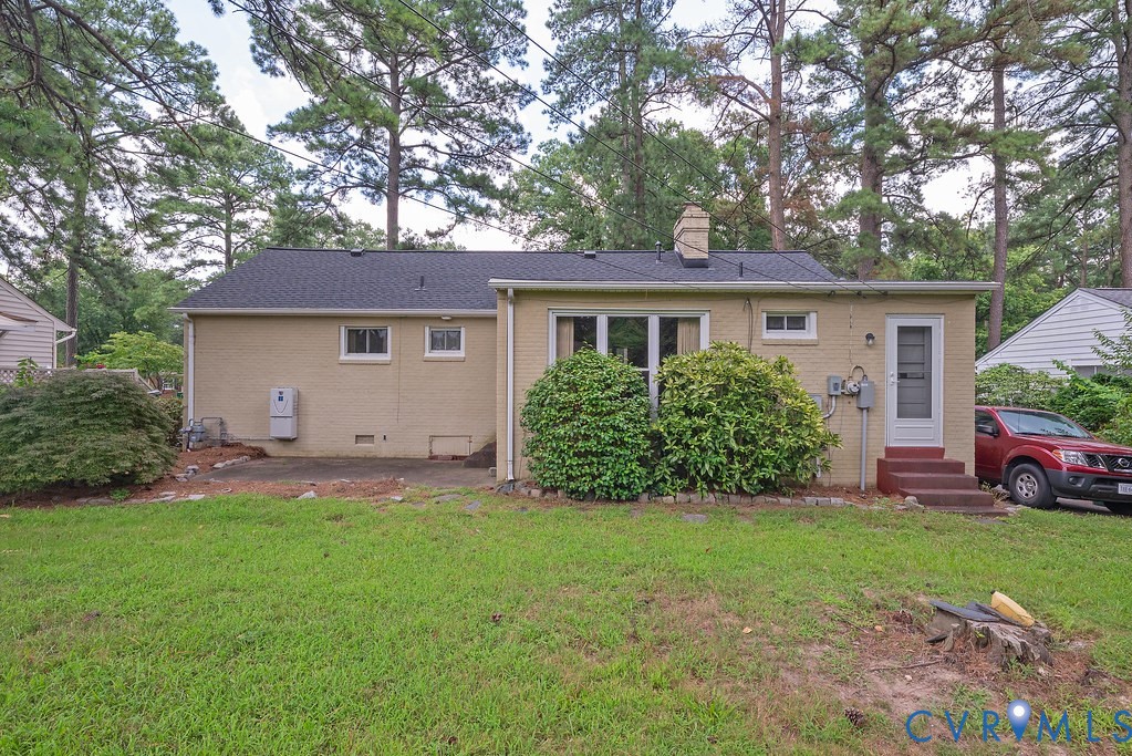 Henrico, Virginia 23229, United States, 3 Bedrooms Bedrooms, ,2 BathroomsBathrooms,Residential,Pending,182273