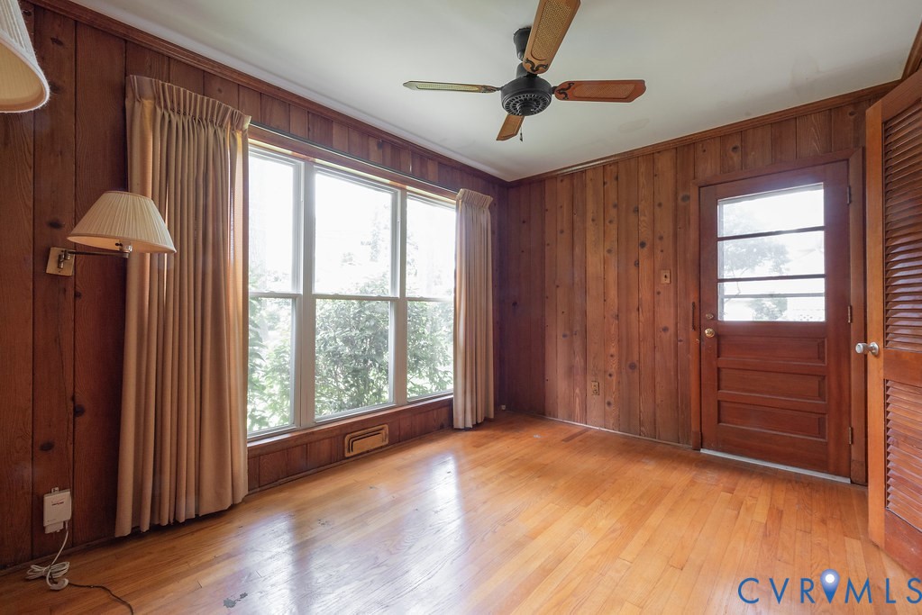 Henrico, Virginia 23229, United States, 3 Bedrooms Bedrooms, ,2 BathroomsBathrooms,Residential,Pending,182273