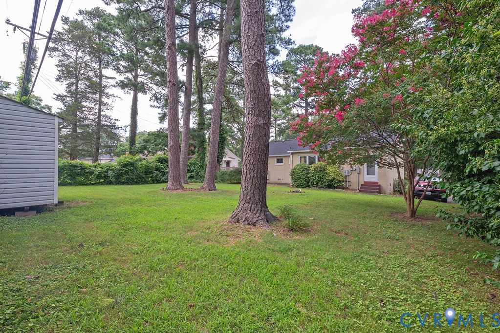 Henrico, Virginia 23229, United States, 3 Bedrooms Bedrooms, ,2 BathroomsBathrooms,Residential,Pending,182273