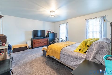 Tiny photo for 423 Atwater Road, Hopewell, VA 23860 (MLS # 2602149)