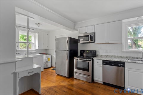 Tiny photo for 2012 Orlando Road, Richmond, VA 23224 (MLS # 2627396)