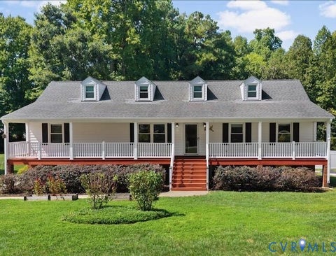 Photo of 4916 Cochise Trail, North Chesterfield, VA 23237 (MLS # 2625168)