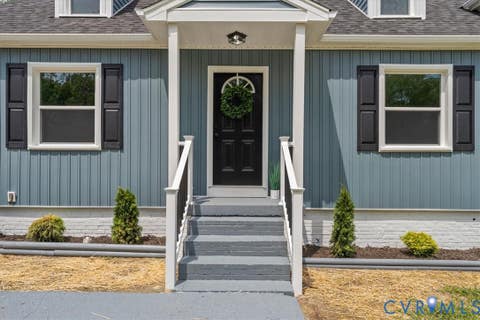 Tiny photo for 9916 S Wagstaff Circle, North Chesterfield, VA 23236 (MLS # 2622321)