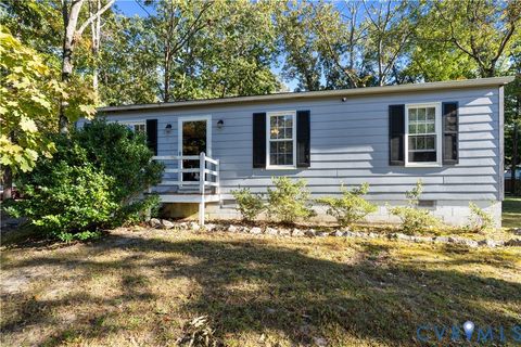 Photo of 5031 Cedarbend Lane, Chesterfield, VA 23237 (MLS # 2529578)