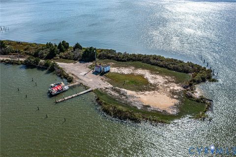 Tiny photo for 2924 Simonson Road, Farnham, VA 22460 (MLS # 2530880)