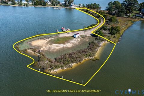 Tiny photo for 2924 Simonson Road, Farnham, VA 22460 (MLS # 2530880)