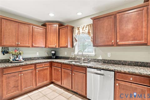 Tiny photo for 6401 Poplar Rd RD, New Kent, VA 23141 (MLS # 2620803)