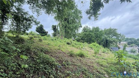 Photo of 8 lot cross Street, Martinsville, VA 24112 (MLS # 2616537)