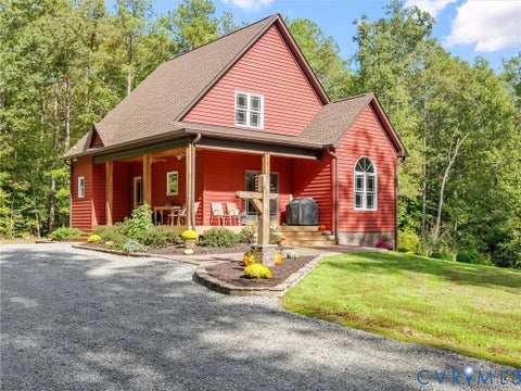 Photo of 9877 Swinging Bridge Road, Quinton, VA 23141 (MLS # 2628193)