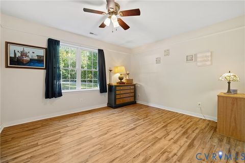 Tiny photo for 11761 Putnam Place, Amelia, VA 23002 (MLS # 2612640)