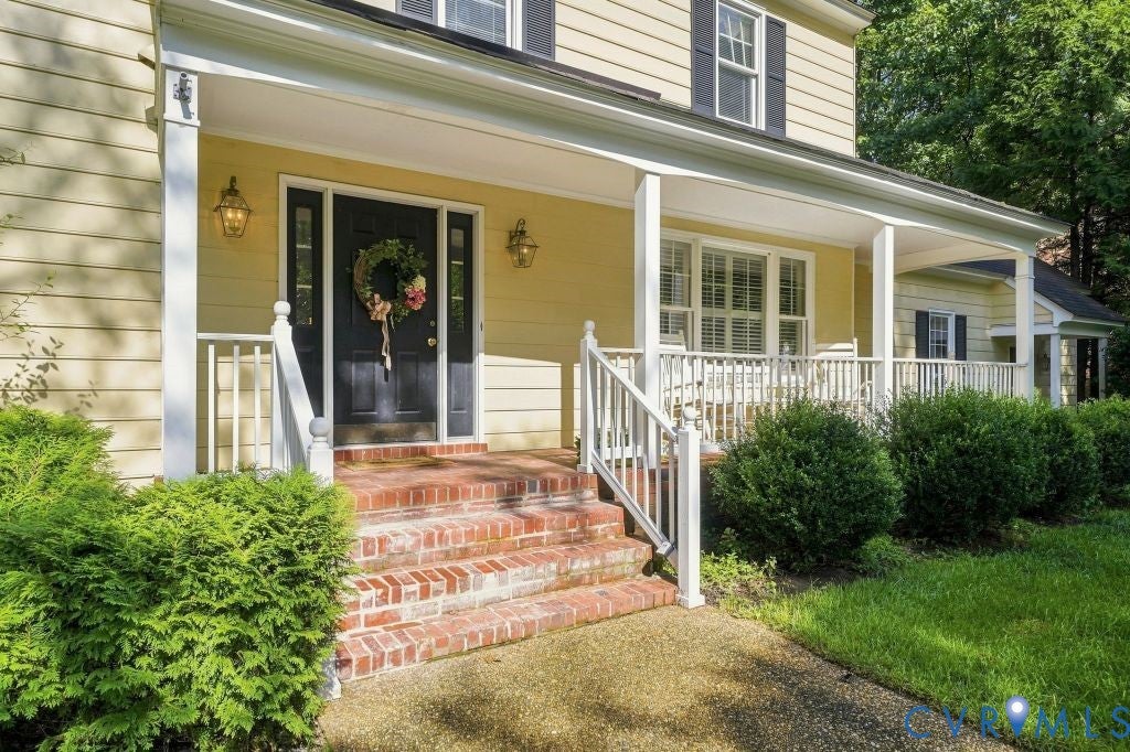 2120 Heathland Drive