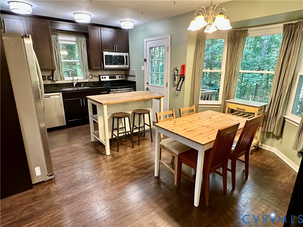 8603 Boones Bluff Mews