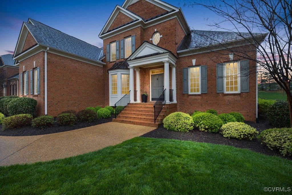 850 Elmslie Lane