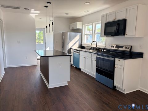 Tiny photo for 1401 Hanover Street, Petersburg, VA 23803 (MLS # 2611187)