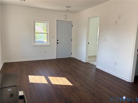Tiny photo for 1401 Hanover Street, Petersburg, VA 23803 (MLS # 2611187)