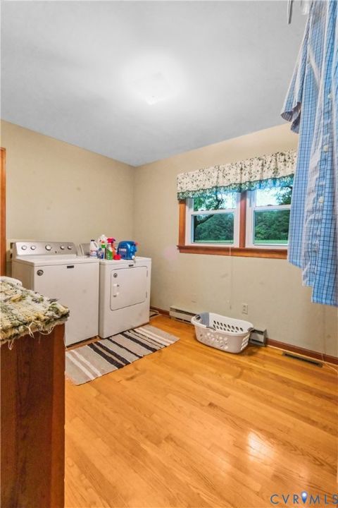 Tiny photo for 705 Northview Drive, Farmville, VA 23901 (MLS # 2527697)