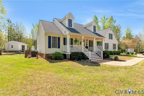 Photo of 16410 Coppertree Drive, Hanover, VA 23192 (MLS # 2609868)