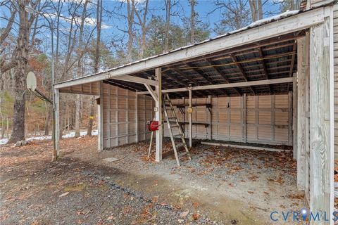 Tiny photo for 9174 Howardsville Road, Howardsville, VA 24562 (MLS # 2533201)