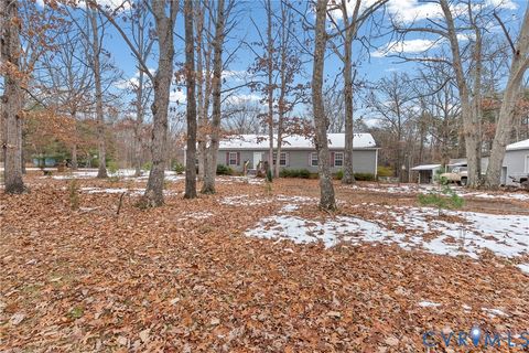 Tiny photo for 9174 Howardsville Road, Howardsville, VA 24562 (MLS # 2533201)