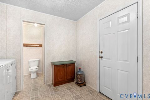 Tiny photo for 9174 Howardsville Road, Howardsville, VA 24562 (MLS # 2533201)