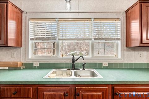 Tiny photo for 9174 Howardsville Road, Howardsville, VA 24562 (MLS # 2533201)