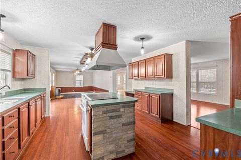 Tiny photo for 9174 Howardsville Road, Howardsville, VA 24562 (MLS # 2533201)