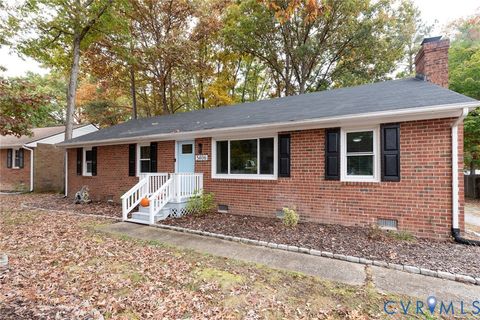 Photo of 5406 Ridgerun Terrace, Chesterfield, VA 23832 (MLS # 2529335)