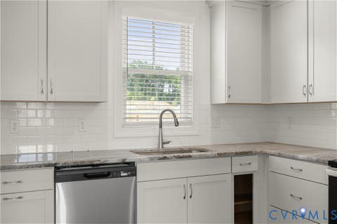 Tiny photo for 628 Overby Bend Road, Richmond, VA 23222 (MLS # 2620833)