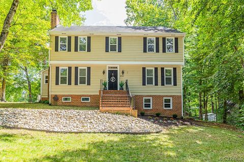 Single Family Residence in North Chesterfield VA 8701 Sheldeb Drive.jpg