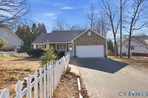 Tiny photo for 8707 Rockcrest Court, Richmond, VA 23235 (MLS # 2601958)