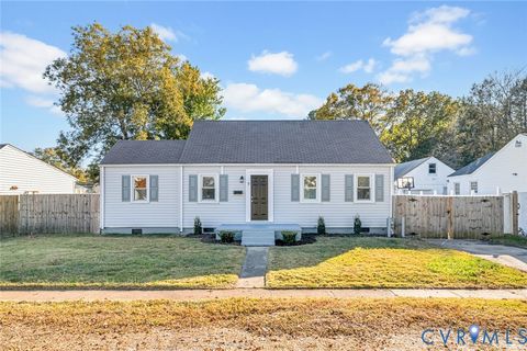 Photo of 7 Mohican Drive, Portsmouth, VA 23701 (MLS # 2603864)
