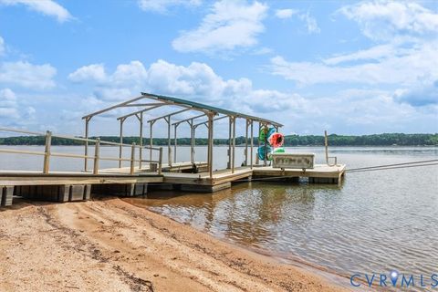 Tiny photo for 111 Sunset Drive, Clarksville, VA 23927 (MLS # 2618088)