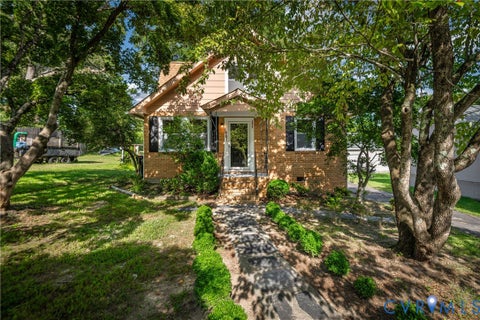 Tiny photo for 1901 Dinwiddie Avenue, Hopewell, VA 23860 (MLS # 2626769)