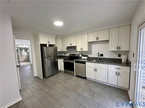 Photo of 70 Summer East, Williamsburg, VA 23188 (MLS # 2606048)