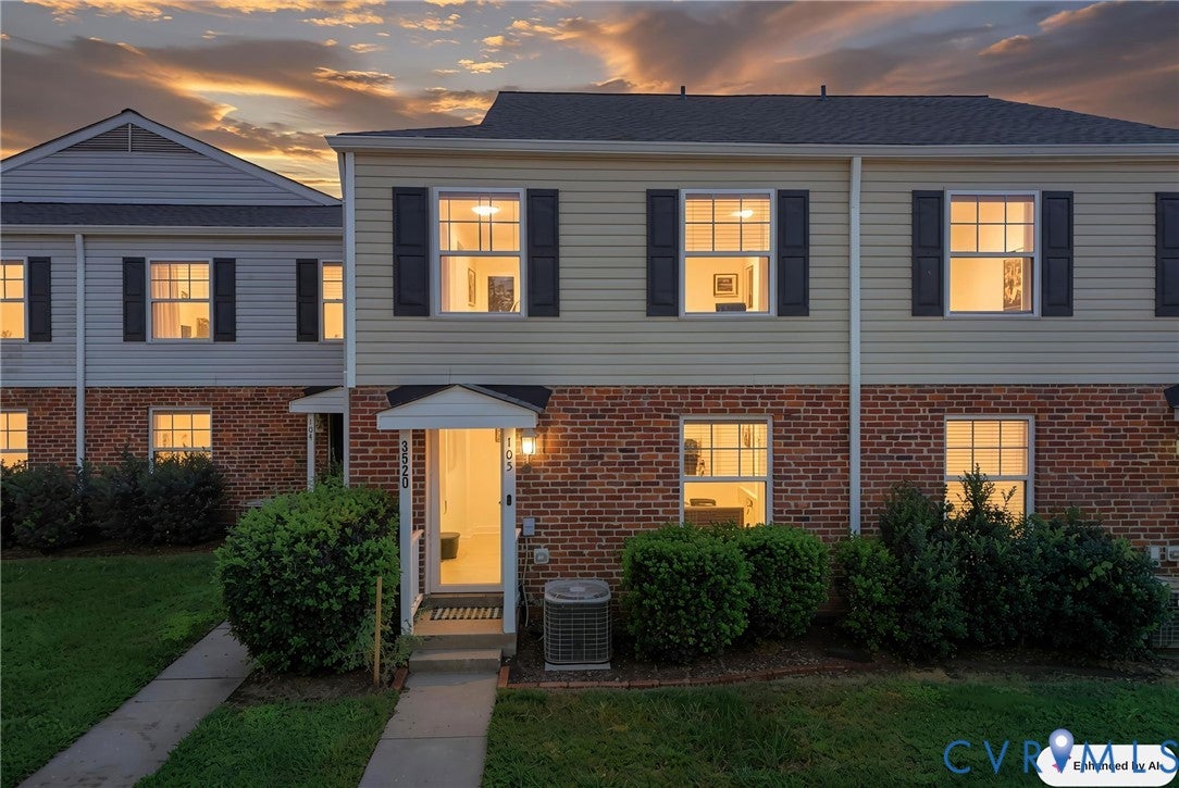 3520 E Richmond Road 105
