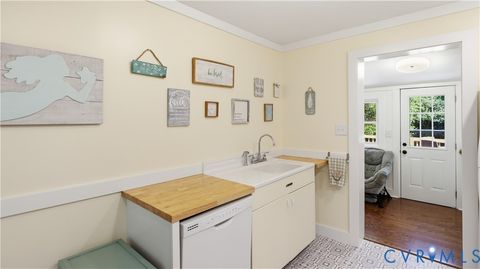Tiny photo for 1252 Eubanks Road, Dunnsville, VA 22454 (MLS # 2618940)