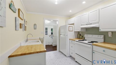 Tiny photo for 1252 Eubanks Road, Dunnsville, VA 22454 (MLS # 2618940)