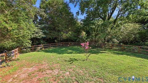 Tiny photo for 1252 Eubanks Road, Dunnsville, VA 22454 (MLS # 2618940)